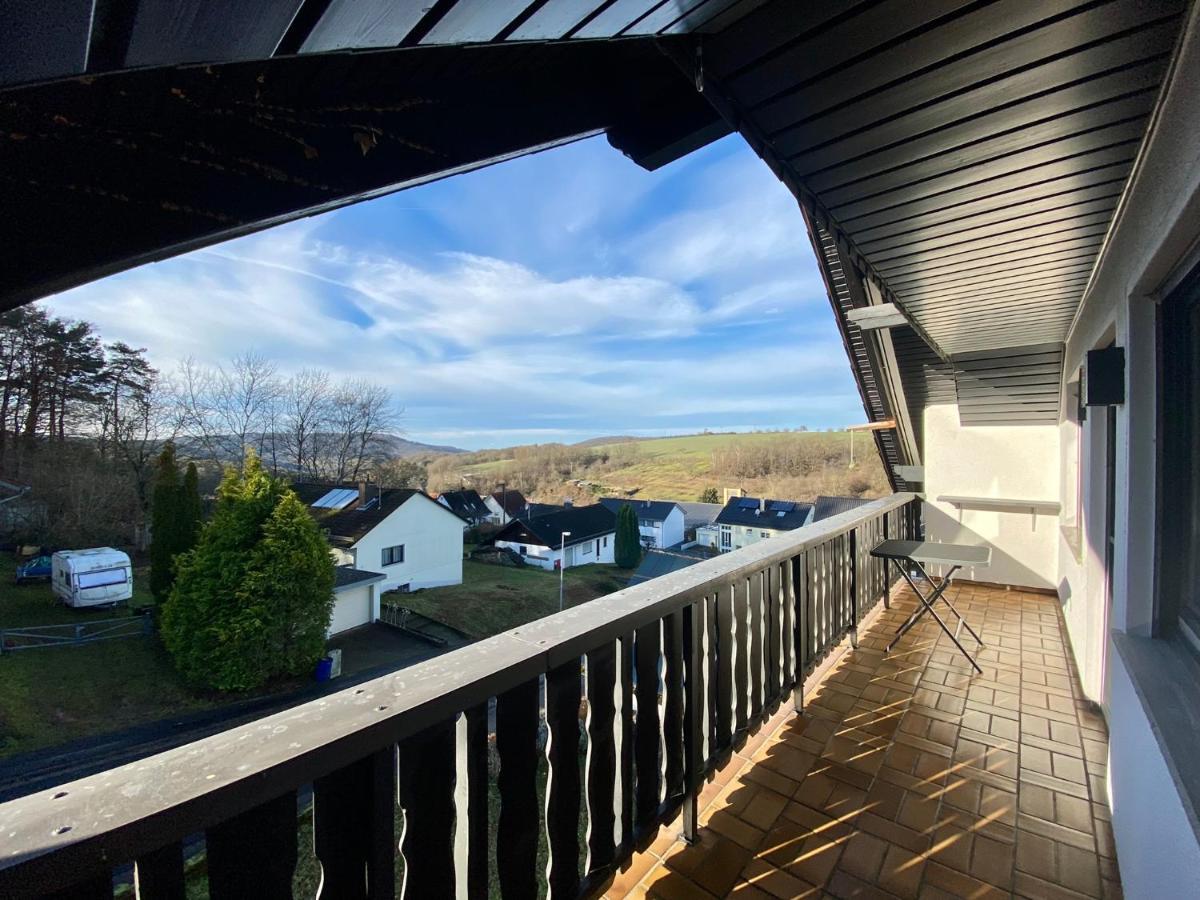 Ferienwohnung Mit Ausblick Mombris Eksteriør bilde