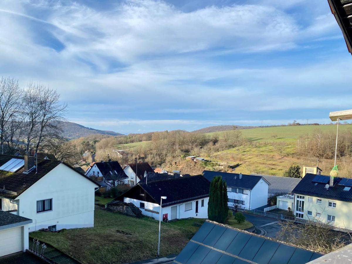 Ferienwohnung Mit Ausblick Mombris Eksteriør bilde